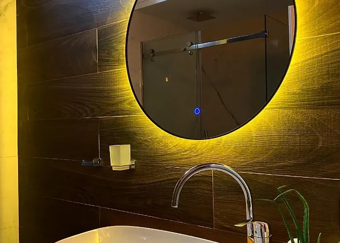 דירה Lovely Loft 1-bedroom In The Heart Of