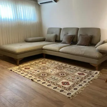 Lovely Loft 1-bedroom In The Heart Of *