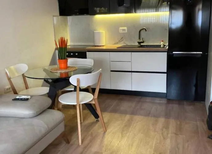 Apartman Lovely Loft 1-bedroom In The Heart Of